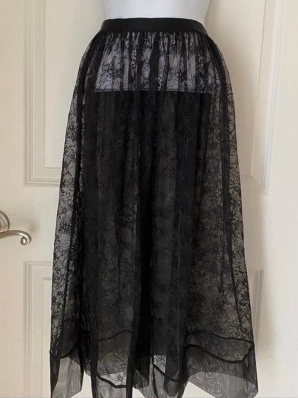 Victoria’s Secret Lace Midi Skirt Sheer Overlay Whimsigoth Fairy Witchy Grunge - Picture 3 of 7